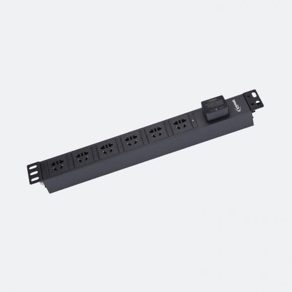 国标6位10A通用插孔+防雷模块PDU